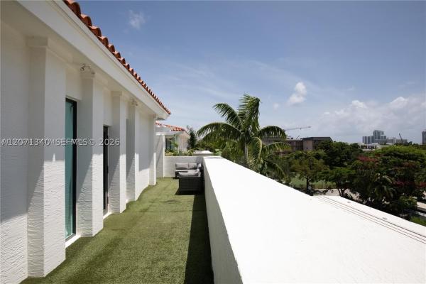 The Villas At Bay Harbor, 1150 98th St #10, Bay Harbor Islands, Florida 33154, image 3