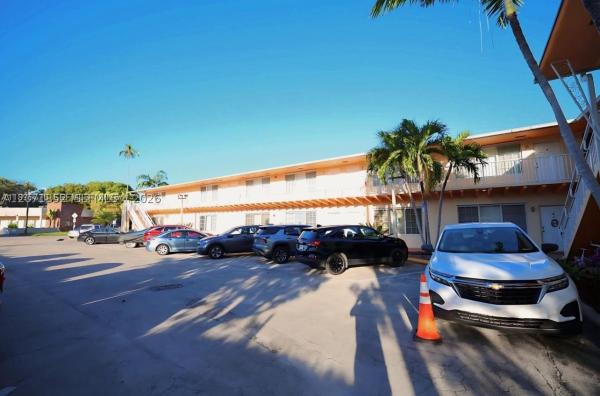 13 S Royal Poinciana Blvd #14, Miami Springs, Florida 33166, image 1