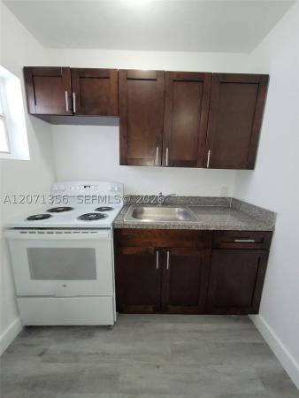 1239 NE 110th St, Unincorporated Dade County, Florida 33161, image 2