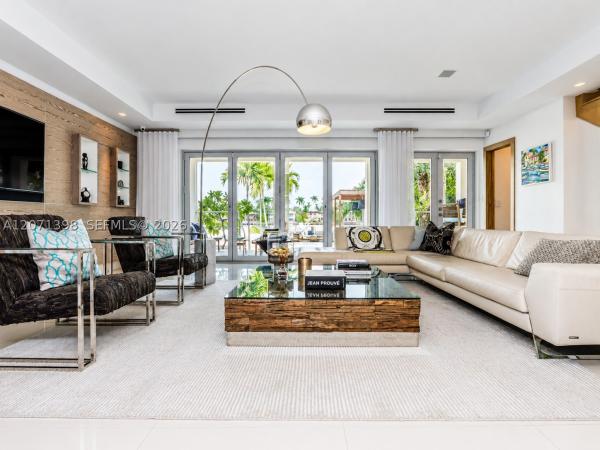 Di Lido Island, 455 E Dilido Dr, Miami Beach, Florida 33139, image 3