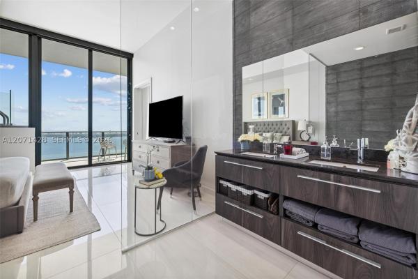 Gran Paraiso, 480 NE 31st St #PH-5303, Miami, Florida 33137, image 1