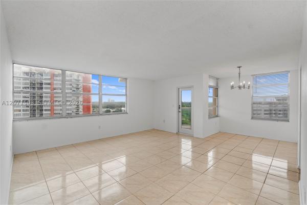 1301 NE Miami Gardens Dr #1025W, Unincorporated Dade County, Florida 33179, image 2