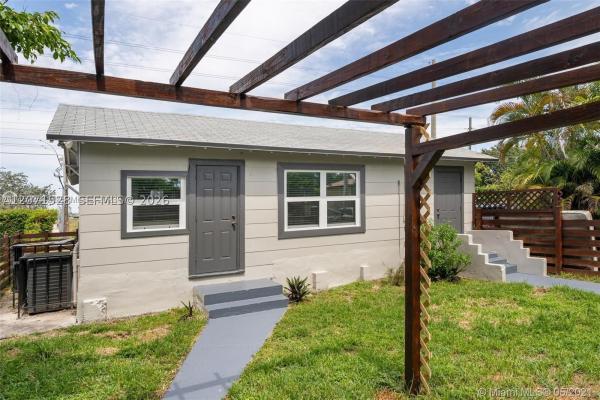 438 NW 93rd St #440, Unincorporated Dade County, Florida 33150, image 3