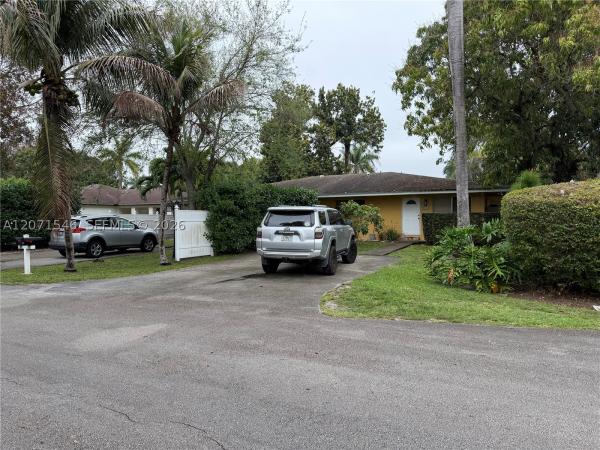 5801 SW 61st St, Unincorporated Dade County, Florida 33143, image 1
