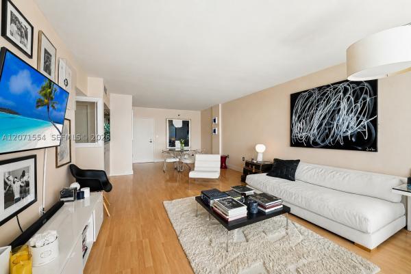 South Bay Club, 800 West Ave #917, Miami Beach, Florida 33139, image 1