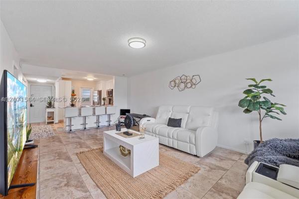 Arrowhead, 8161 SW 24th Ct #404, Davie, Florida 33324, image 3