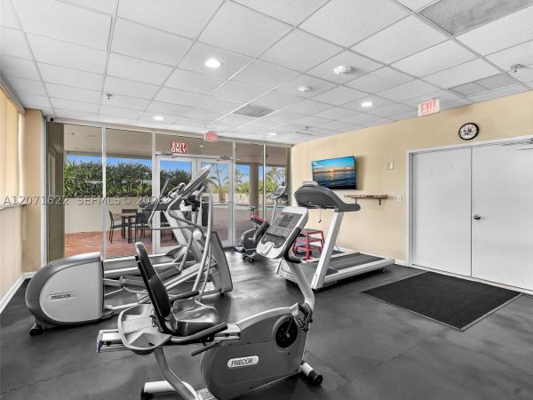 Florida Towers, 6422 Collins Ave #501, Miami Beach, Florida 33141, image 3
