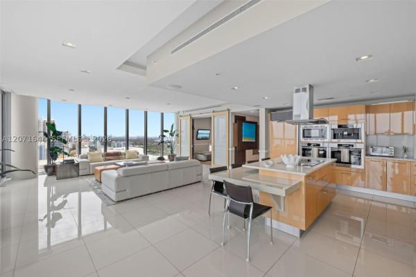North Carillon Beach, 6899 Collins Ave #2708, Miami Beach, Florida 33141, image 3