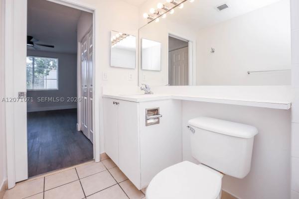 8050 N Nob Hill Rd #106, Tamarac, Florida 33321, image 3
