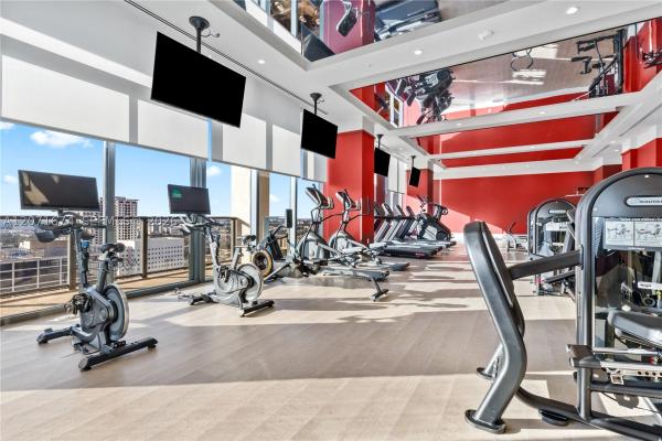 11 NE 6th St #3213, Miami, Florida 33132, image 2