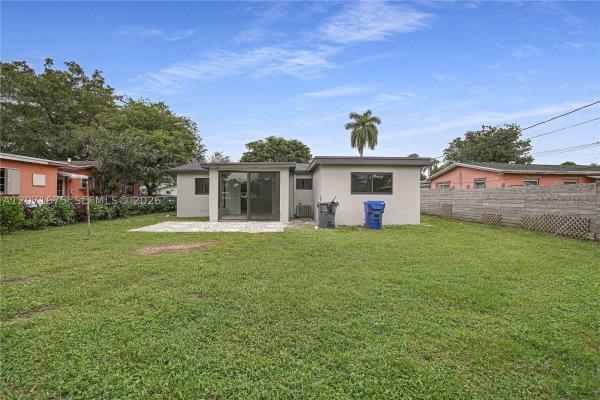 Sunshine Park Estates, 2230 N 62nd Ave, Hollywood, Florida 33024, image 1