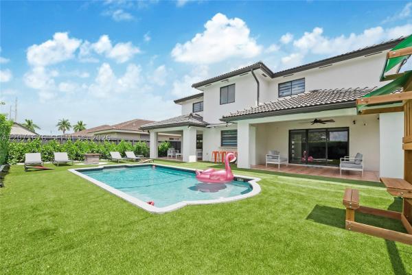 14241 SW 160th Ter, Unincorporated Dade County, Florida 33177, image 1