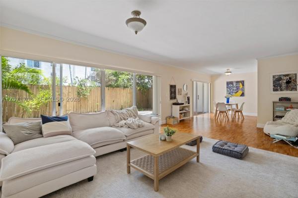 N & M Townhouse, 7508 SW 58th Ave, South Miami, Florida 33143, image 3