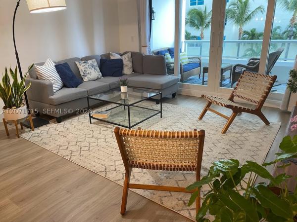 The Carriage Club, 5005 Collins Ave #722, Miami Beach, Florida 33140, image 1