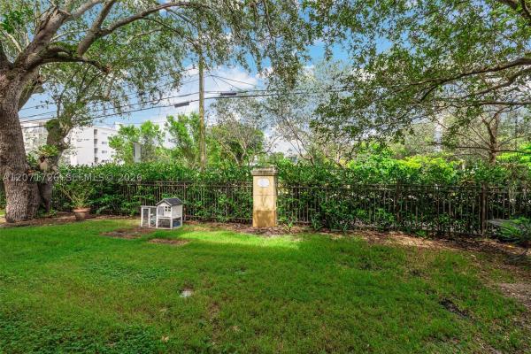 8900 NE 8th Ave #1107, Unincorporated Dade County, Florida 33138, image 1