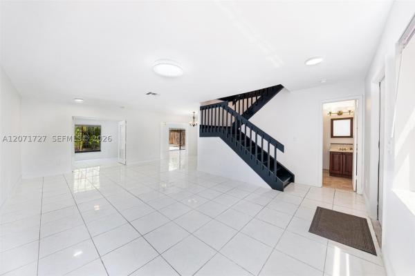 15157 SW 95th St, Unincorporated Dade County, Florida 33196, image 2