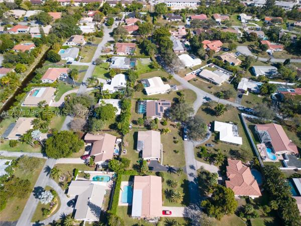 Coral Springs Residential, 8203 NW 37th St, Coral Springs, Florida 33065, image 1