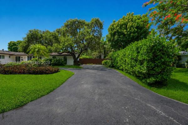 Country Club Grove, 8520 SW 151st St, Palmetto Bay, Florida 33158, image 1
