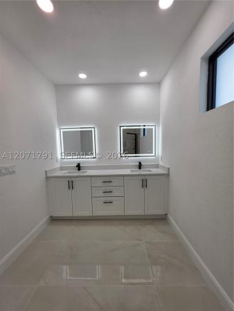 2106 W 17th St, Lehigh Acres, Florida 33972, image 2