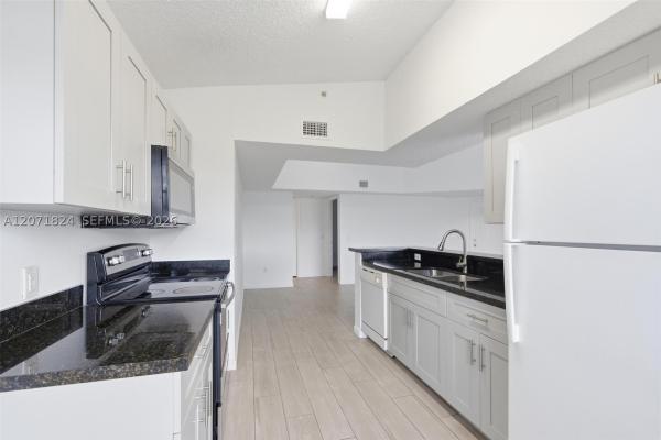 La Via, 9615 NW 1st Ct #10302, Pembroke Pines, Florida 33024, image 1