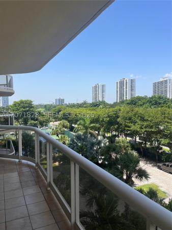 Terraces North Turnberry, 20191 E Country Club Dr #503, Aventura, Florida 33180, image 1