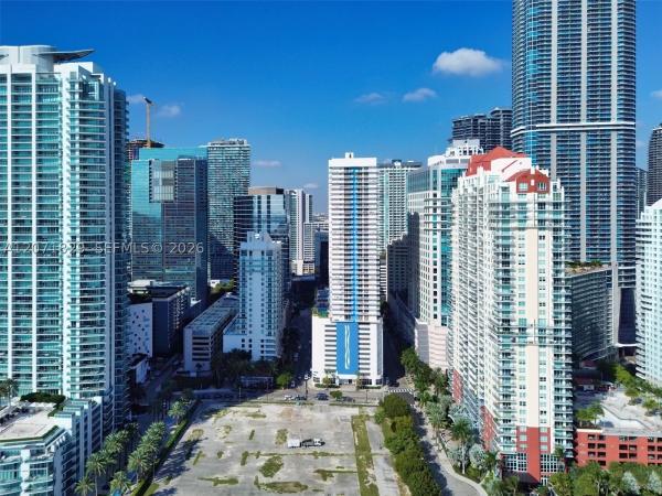 The Club At Brickell Bay, 1200 Brickell Bay Dr #1406, Miami, Florida 33131, image 2