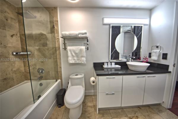 The Sail On Brickell, 170 SE 14th St #2303, Miami, Florida 33131, image 2