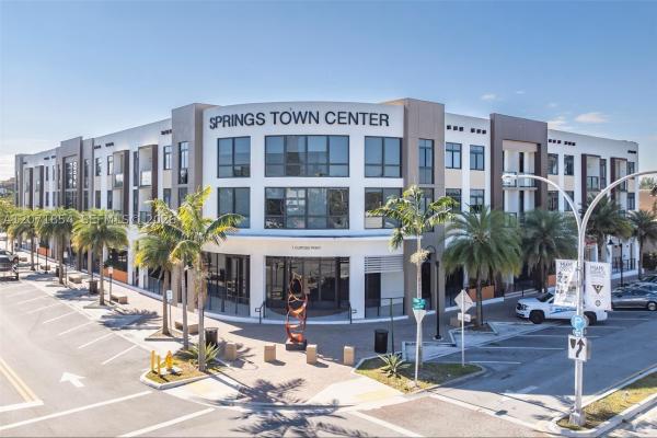 1 Curtiss Pkwy #313, Miami Springs, Florida 33166, image 3