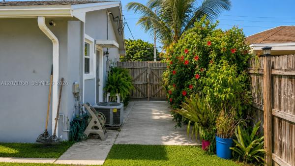 Roseland Park, 4806 Orlando Ave, West Palm Beach, Florida 33417, image 2