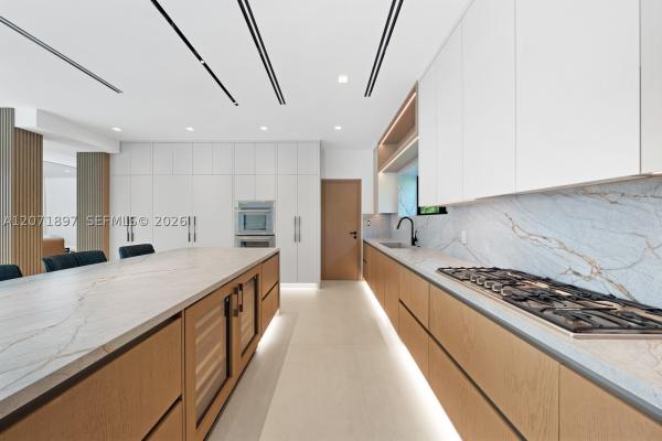 Washington Place, 921 NE 72nd St, Miami, Florida 33138, image 3