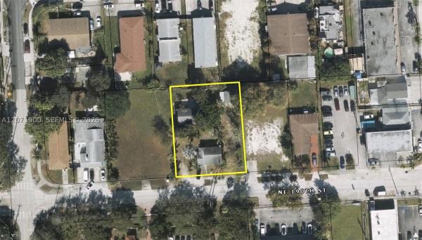 2549 NE 190th St, Unincorporated Dade County, Florida 33180, image 2