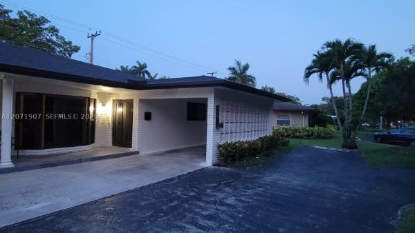 Plantation Court, 410 NW 65th Ave #410, Plantation, Florida 33317, image 3