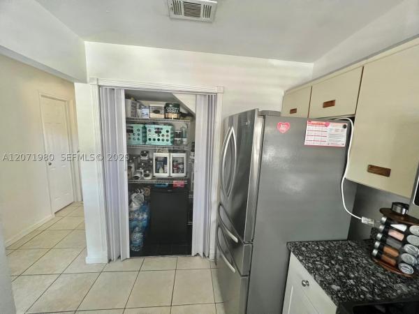 1133 NE 210th Ter, Unincorporated Dade County, Florida 33179, image 3