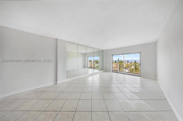 Island Place At North Bay Village, 1455 N Treasure Dr #7J, North Bay Village, Florida 33141, image 3
