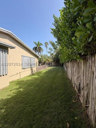 Suburban Estates, 15190 Old Cutler Rd, Palmetto Bay, Florida 33158, image 2