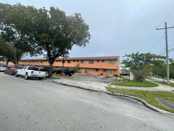 10851 SW 6th St #5, Sweetwater, Florida 33174, image 2