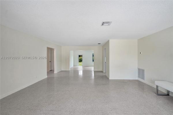 South Corals, 1524 NE 37th St, Oakland Park, Florida 33334, image 2