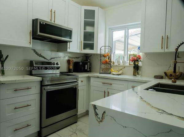 Lauderdale Golf Estates, 5090 SW 9th Ct, Plantation, Florida 33317, image 1