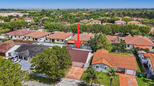 15431 SW 177th Ter, Unincorporated Dade County, Florida 33187, image 3