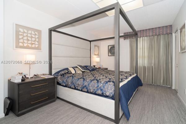 Brickell Bay Club, 2333 Brickell Ave #2212, Miami, Florida 33129, image 1