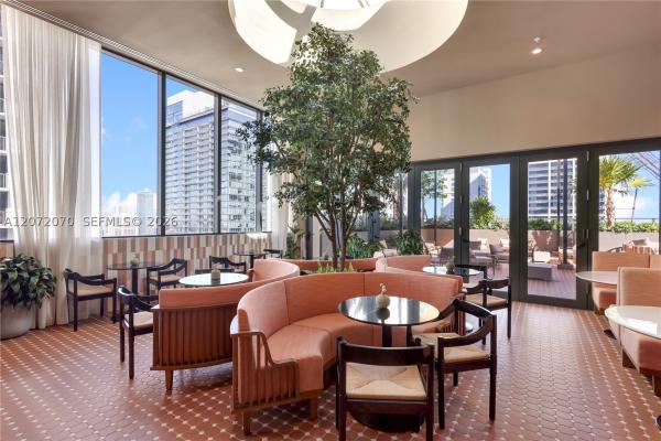 Miami, Florida 33132, image 3