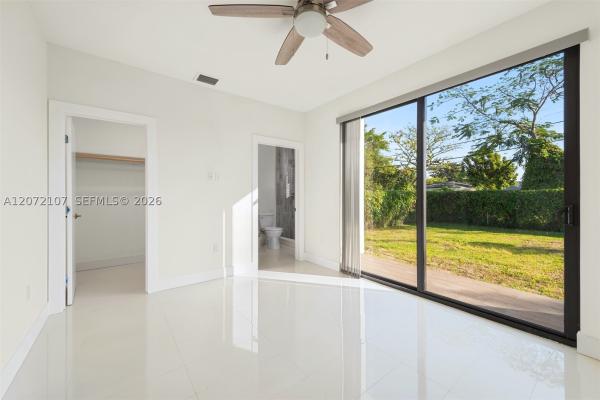 1218 NE 112th St, Unincorporated Dade County, Florida 33161, image 2