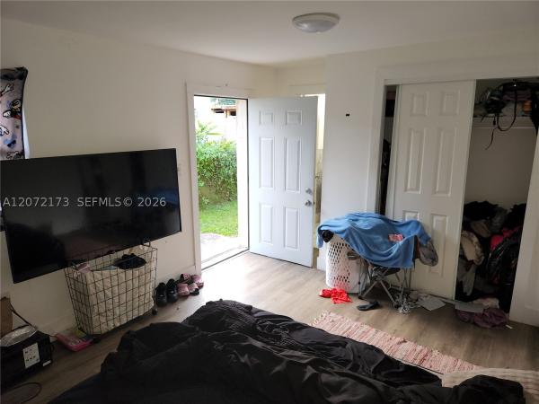 Sunkist Grove, 1245 NW 126th St, North Miami, Florida 33167, image 3