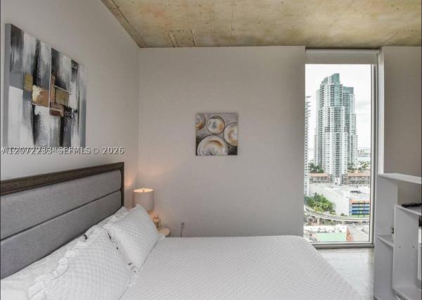Centro, 151 SE 1st St #2104, Miami, Florida 33131, image 1