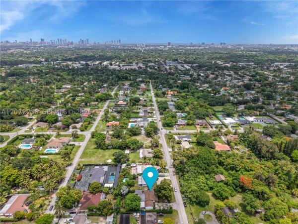 125 NE 150th St, Unincorporated Dade County, Florida 33161, image 2