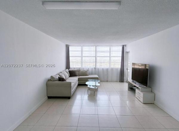 1301 NE Miami Gardens Dr #1404W, Unincorporated Dade County, Florida 33179, image 3