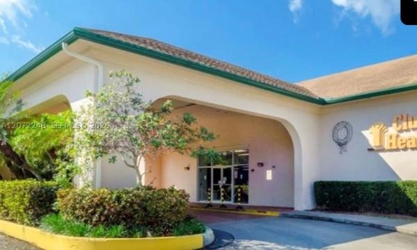 Buckingham At Century Village, 901 SW 128th Ave #414E, Pembroke Pines, Florida 33027, image 3