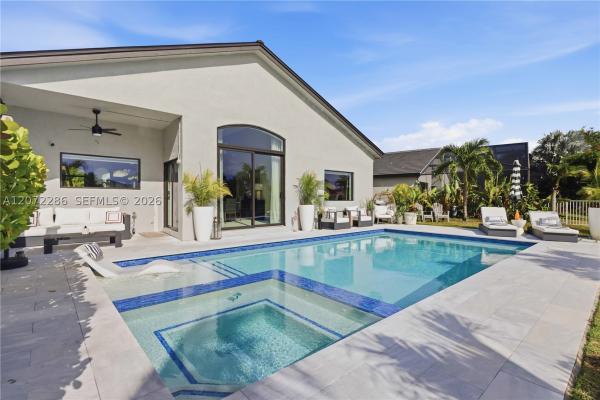 Emerald Sound At Silver Lakes, 226 SW 180th Ave, Pembroke Pines, Florida 33029, image 3