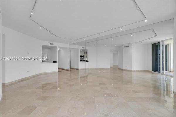 Resort Villa, 715 Crandon Blvd #PH-5, Key Biscayne, Florida 33149, image 2