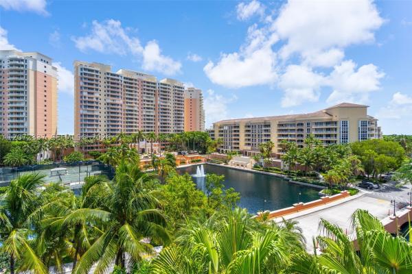 Resort Villa, 715 Crandon Blvd #PH-5, Key Biscayne, Florida 33149, image 3